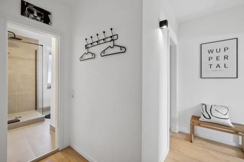 Stylisches Apartment, Parkplatz, Nähe DUS & Dortmund & Köln & Essen