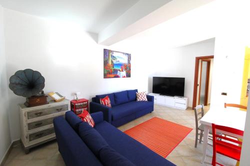 La Pace, il Sole, il Mare - Sanremo Casa Indipendente vista mare, posto auto privato, ampio spazio esterno attrezzato, a pochi minuti dalle spiagge, Sanremo (foto 4)