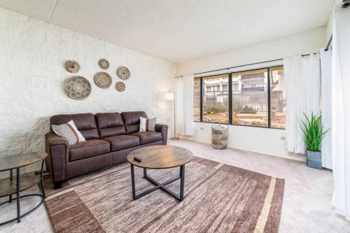 Bright Eastside 2BD 2BA Retreat w Pool and Parking detail