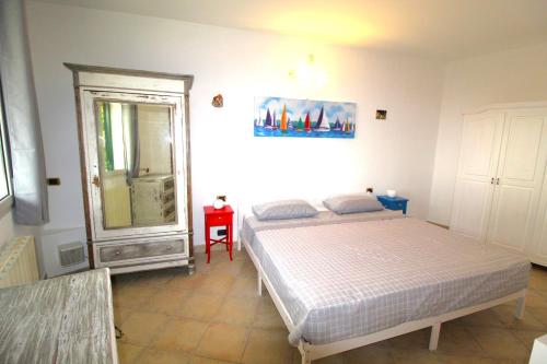 La Pace, il Sole, il Mare - Sanremo Casa Indipendente vista mare, posto auto privato, ampio spazio esterno attrezzato, a pochi minuti dalle spiagge, Sanremo (foto 3)