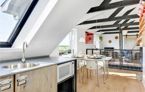 Kitchen, Nice Apartment In Ringkøbing With Wifi near Hee Kirke