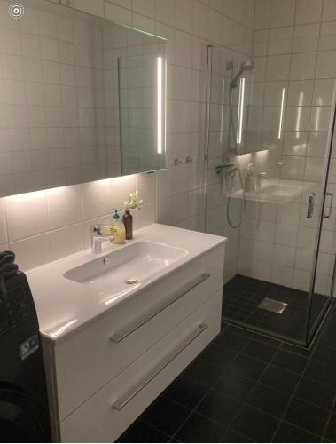 Moderne Leilighet in ستورد