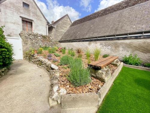 Gîte tout inclus avec jardin, clim, Wifi, proche Château de Villandry et Loire à vélo - FR-1-381-587 (Gite tout inclus avec jardin, clim, Wifi, proche Chateau de Villandry et Loire a velo - FR-1-381-587) in 維朗德里