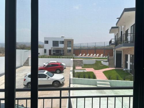 Condominio cerca salida norte Lomas de Cocoyoc in Texcalpan, Mexico