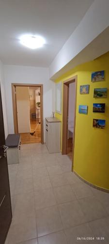 Spacious Modern Apartment with Private Parking, Skopje (foto 6)