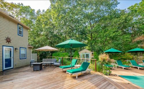 Viesnīcas āriene, Villa Baloch- w/ Sparkling heated pool in Northwest Harbor (NY)