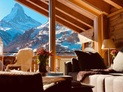 Luxury Chalets & Apartments by MX Zermatt 4
