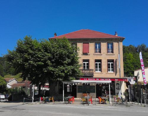 Exterior view, La Maison Lourego-HORTENSIA in Hauterives