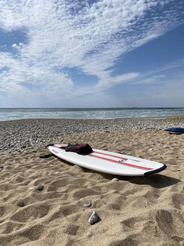 Maison au calme proche plage wifi jardin clos - image 5