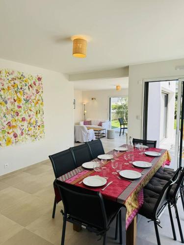 Maison au calme, proche plage, wifi, jardin clos Maison au calme, proche plage, wifi, jardin clos