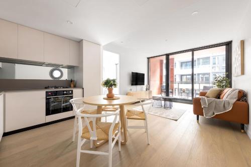 One-Bedroom Apartment with Study room in Richmond Apartments with Urban Rest
