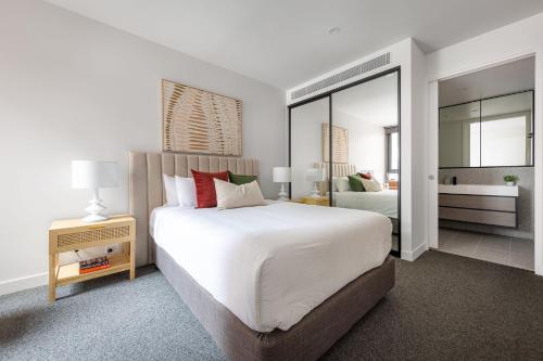 Two-Bedroom Apartment (Queen and 2 Singles) image 5