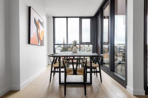 Three-Bedroom Apartment image 5