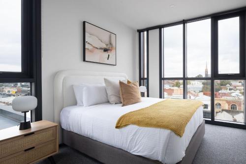 Three-Bedroom Apartment image 3