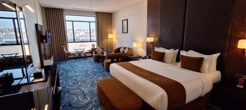 Bellevue Park Hotel, Al Khamsin