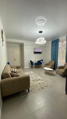 2 twin beds, 2 sofa beds