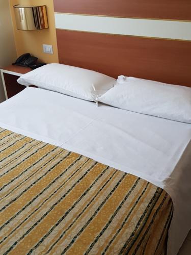 Hotel GF Room Type - Economy Double Room