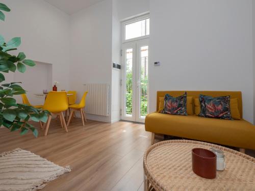 Xenia Apartments - Renovated flat in Navigli area, Milán