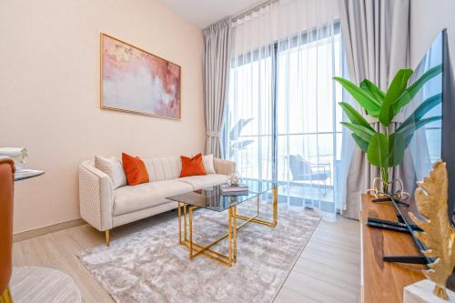 EasyGo - Binghatti Heights 1BR Comfortable - image 10