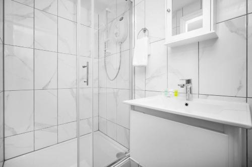 Modern 2 Bedroom Apartment - Near City Centre - WiFi - Smart TV 3MR, Birmingham (fotografie 10)