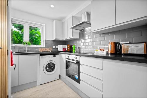 Modern 2 Bedroom Apartment - Near City Centre - WiFi - Smart TV 3MR, Birmingham (fotografie 6)