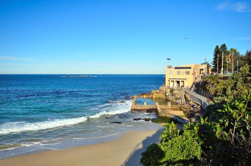 Surrounding environment, Dive Hotel Coogee Beach in Coogee Beach