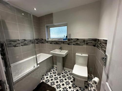 Large 3 bed property, Whitehaven (fotografie 8)