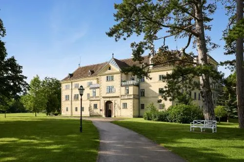 Altes Schloss - Boutique Ferienwohnung in Laxenburg, Österreich