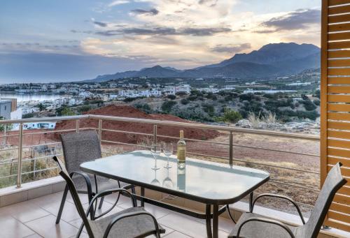 Helios Studios & Apartments in Makris Gialos