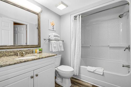 WINTER RATES! Unwind by the Waves Oceanfront Suite CR 1506 thumb 4