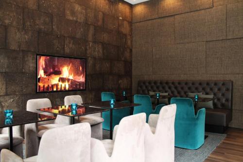 Pub/lounge, Motel One Manchester-Piccadilly in Manchester