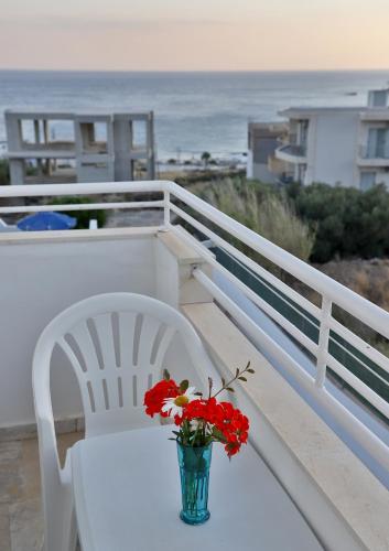 Helios Studios & Apartments - image 7