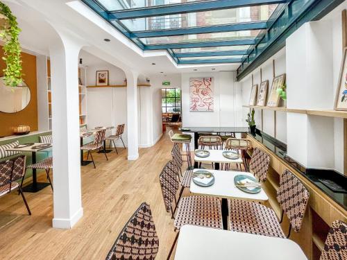 Mat och dryck, Acropolis Hotel Paris Boulogne in Boulogne-Billancourt