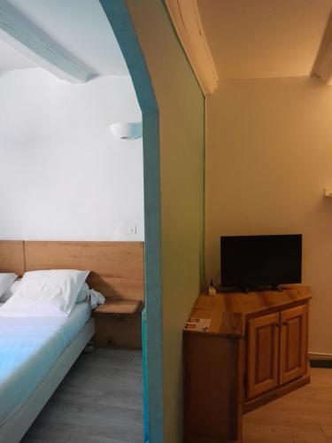 Family Room (2 Adults + 2 Children)