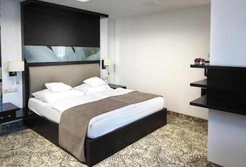 Corso Boutique Hotel - image 12