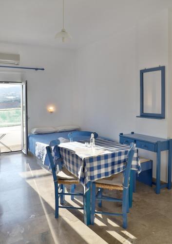 Helios Studios & Apartments in Makris Gialos