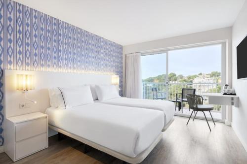 room detail thumbnail 0