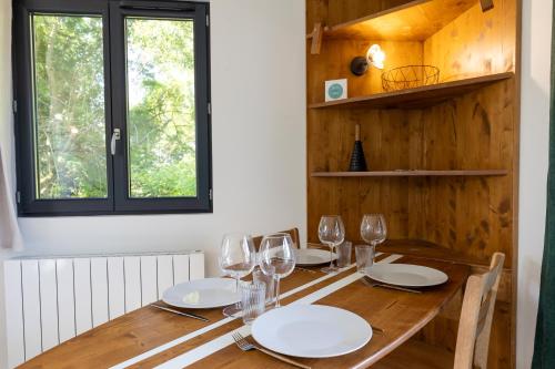 La Cabane Ô Rêves (La Cabane O Reves) in Taponas
