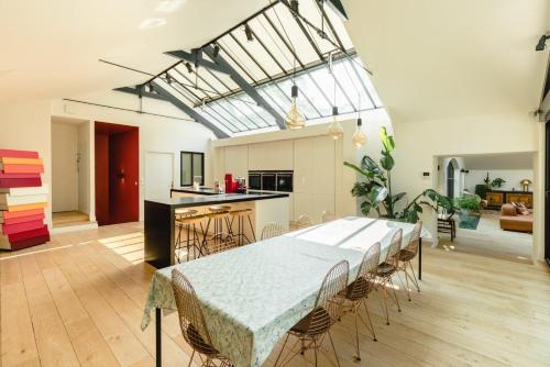 Maison ensoleillée avec jardin dans le 16 arron. gîte à louer Auteuil Racecourse