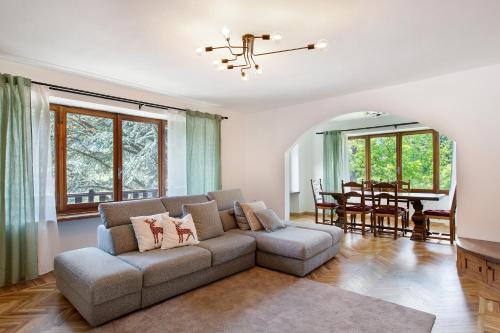 Three-Bedroom Superior Apartment