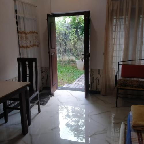 One-Bedroom Apartment image 1