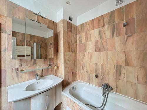 Appartement contemporain au cœur de Paris, Paris (photo 5)