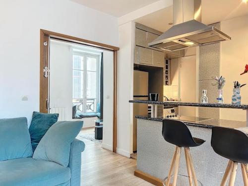 Appartement contemporain au cœur de Paris, Paris (photo 8)
