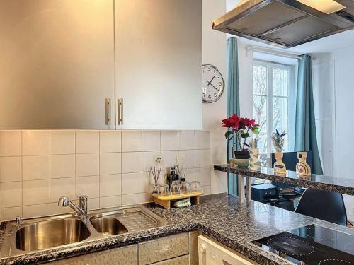 Appartement contemporain au cœur de Paris, Paris (photo 10)