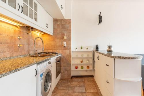 GuestReady - Peaceful 1 Bedroom Abode in Estoril, Estoril (foto 10)
