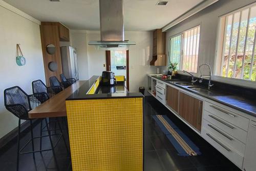 Mansão Salvatto em Vila Velha (Mansao Salvatto em Vila Velha) in Nova Ponta Da Fruta