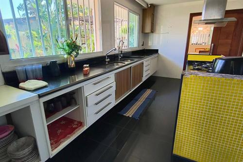 Mansão Salvatto em Vila Velha (Mansao Salvatto em Vila Velha) in Nova Ponta Da Fruta