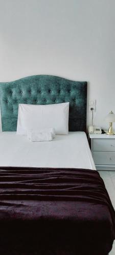 Single Room with Sea View room in CELEBRITY Hotel