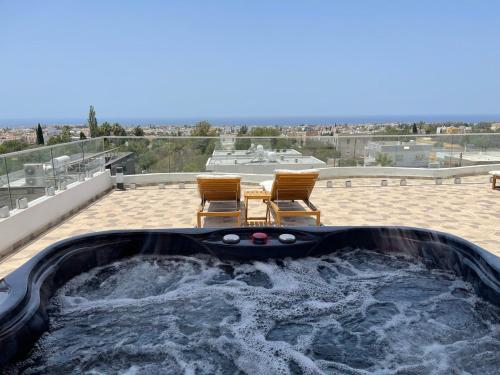 ARF Apartments - with Jacuzzi at the complex 2