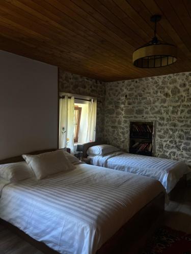 Molla Guest House